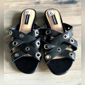 Townshoes  Black  Leather Sandals Women’s Sz 6 NEW